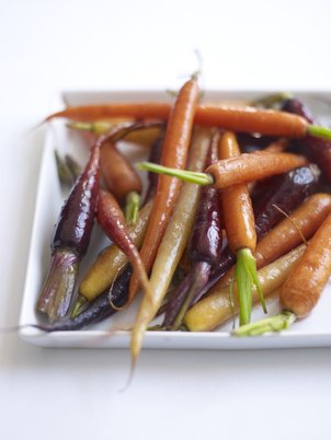 con poulos photography for susie's supper club | simple pretty