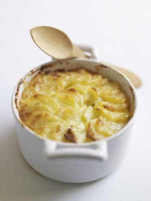 con poulos photography for susie's supper club | simple pretty