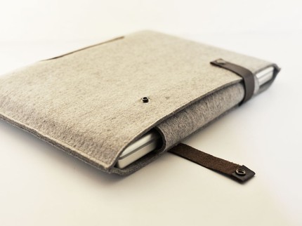 byrd and belle felt laptop sleeve | simple pretty