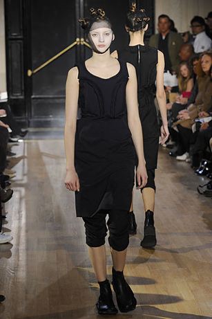 comme des garçons fall 2010 | simple pretty
